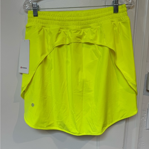 Lululemon Tennis Skirt - size 10 - NWOT - Picture 2 of 3